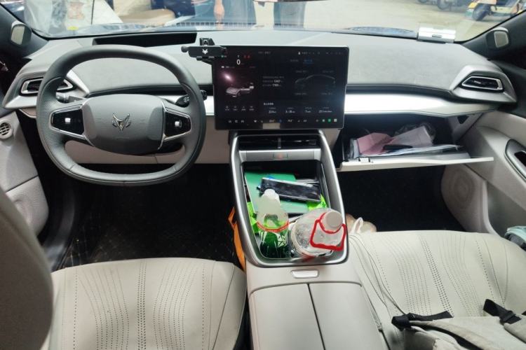 Used ARCFOX Alpha S5 2025 668MAX Shenxing Version 200kW Interior 2