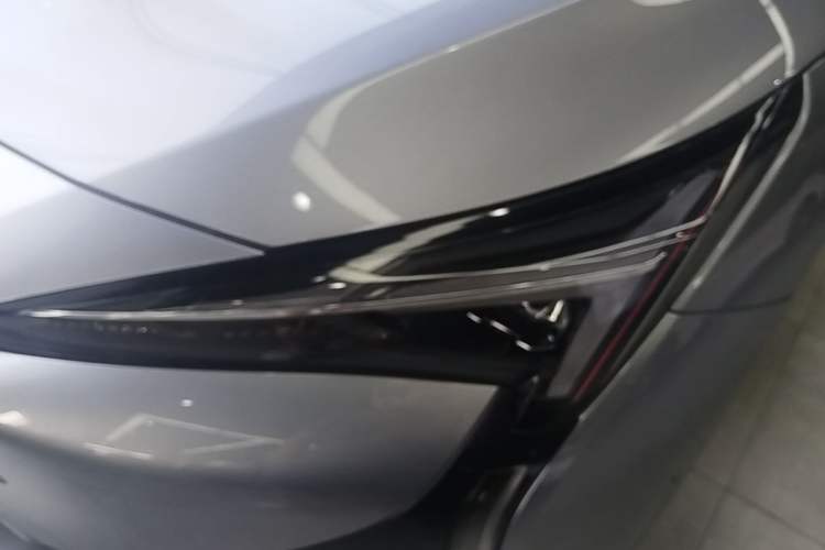 Used ARCFOX Alpha S5 2025 560MAX 185kW Left Front Headlight