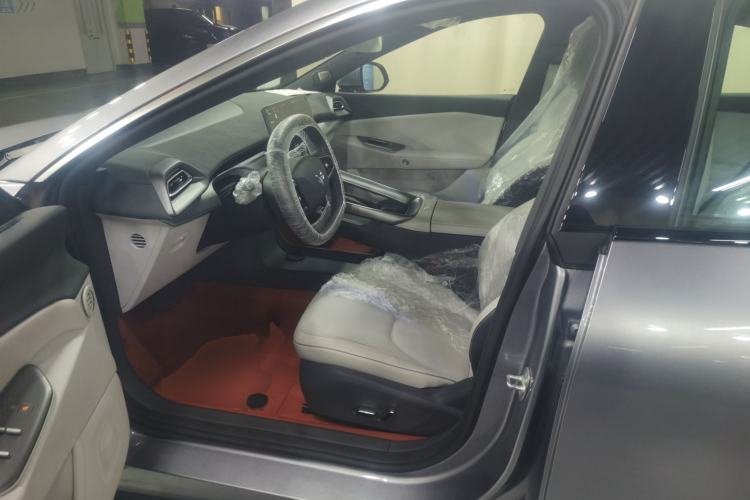 Used ARCFOX Alpha S5 2025 Facelifted 560PRO 185kW Left Front Seat