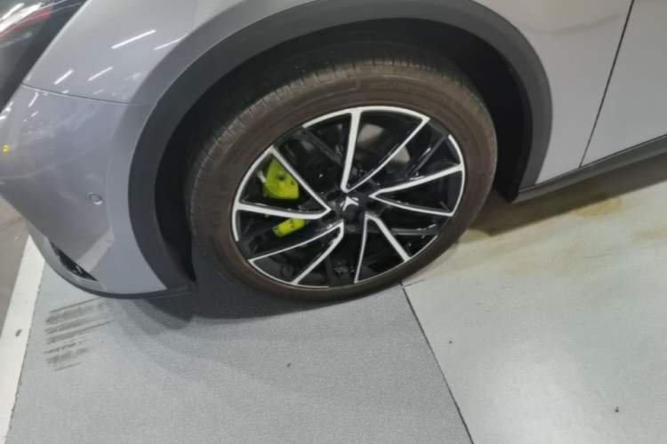 Used ARCFOX Alpha S5 2025 560MAX 185kW Left Front Wheel Hub