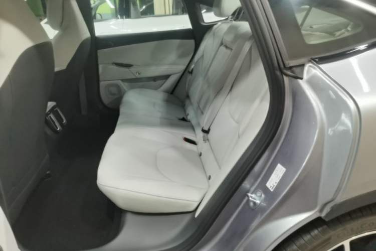 Used ARCFOX Alpha S5 2025 560MAX 185kW Left Rear Seat