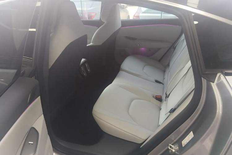 Used ARCFOX Alpha S5 2025 560MAX 185kW Left Rear Seat