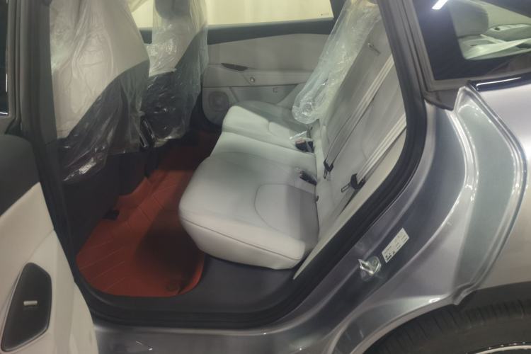 Used ARCFOX Alpha S5 2025 Facelifted 560PRO 185kW Left Rear Seat