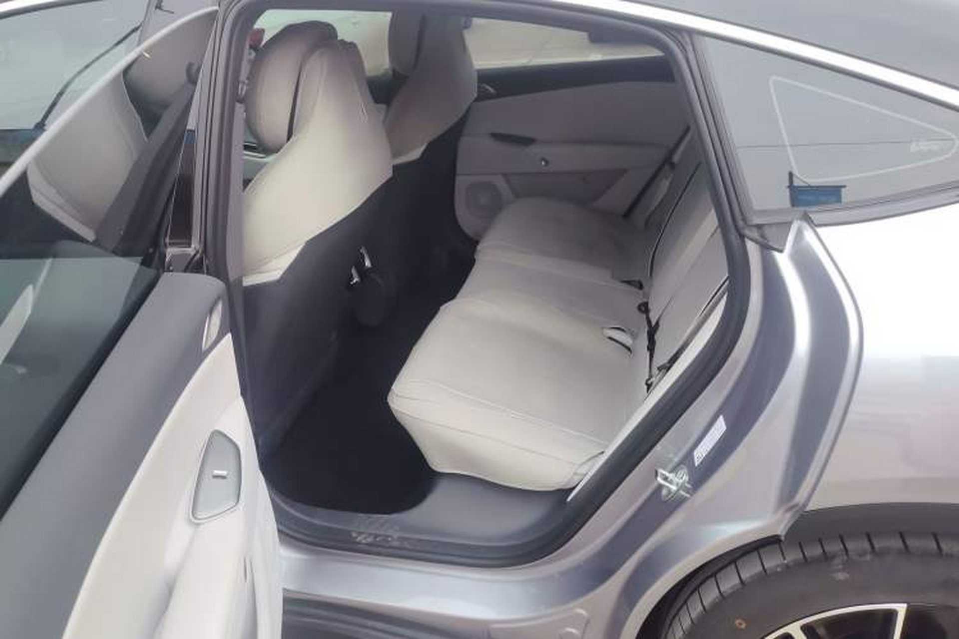 Used ARCFOX Alpha S5 2025 708MAX 200kW Left Rear Seat