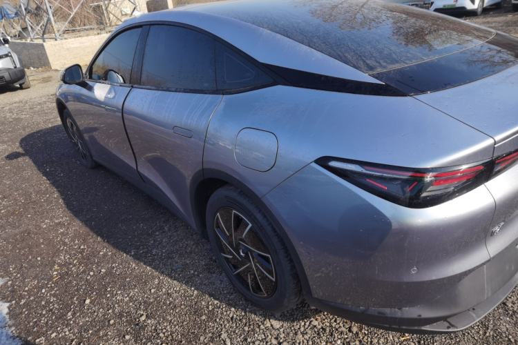Used ARCFOX Alpha S5 2025 Facelifted 560PRO 185kW Left Side