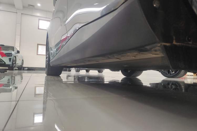 Used ARCFOX Alpha S5 2025 560MAX 185kW Left Side Sill