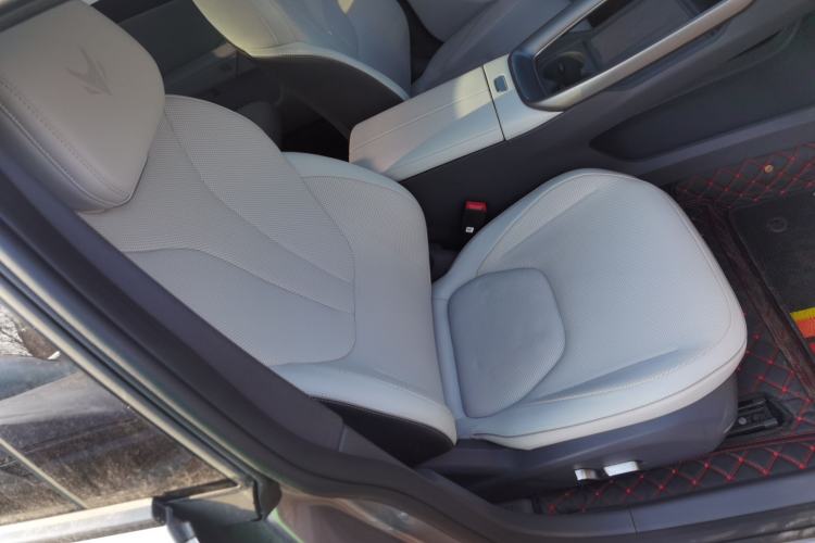 Used ARCFOX Alpha S5 2025 Facelifted 560PRO 185kW Right Front Seat