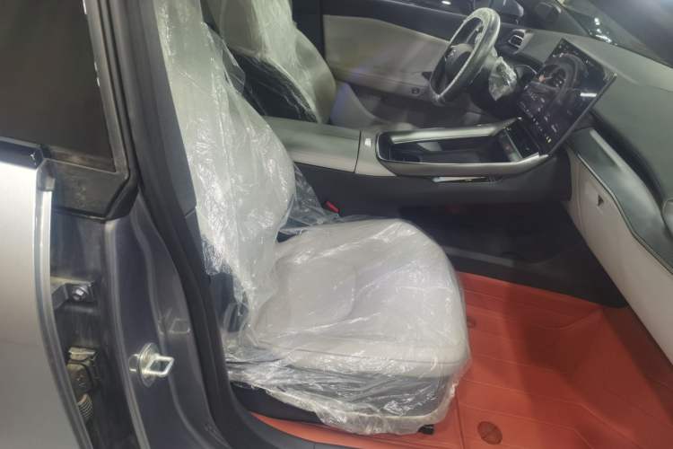 Used ARCFOX Alpha S5 2025 Facelifted 560PRO 185kW Right Front Seat