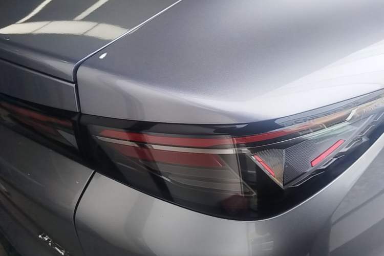 Used ARCFOX Alpha S5 2025 560MAX 185kW Right Rear Taillight