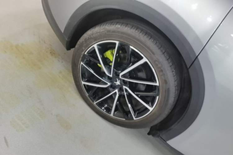 Used ARCFOX Alpha S5 2025 560MAX 185kW Right Rear Wheel Hub
