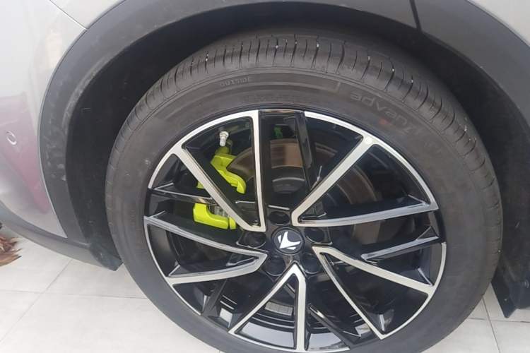 Used ARCFOX Alpha S5 2025 560MAX 185kW Right Rear Wheel Hub