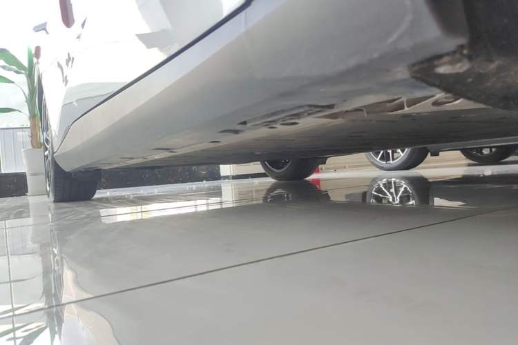 Used ARCFOX Alpha S5 2025 668MAX Shenxing Version 200kW Right Side Sill
