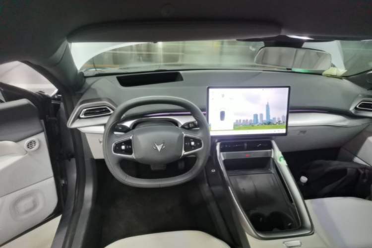 Used ARCFOX Alpha S5 2025 560MAX 185kW Steering Wheel
