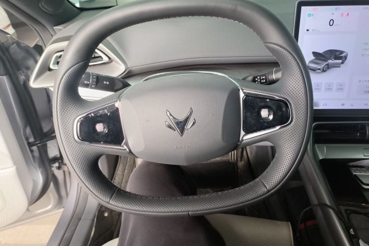 Used ARCFOX Alpha S5 2025 560PRO 185kW Steering Wheel
