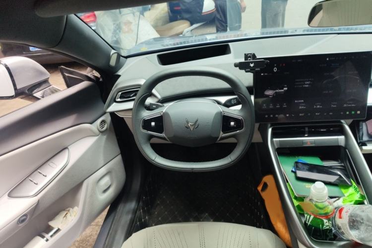 Used ARCFOX Alpha S5 2025 668MAX Shenxing Version 200kW Steering Wheel