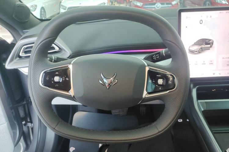 Used ARCFOX Alpha S5 2025 668MAX Shenxing Version 200kW Steering Wheel