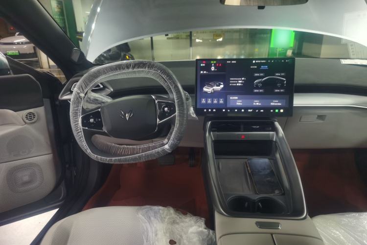 Used ARCFOX Alpha S5 2025 Facelifted 560PRO 185kW Steering Wheel