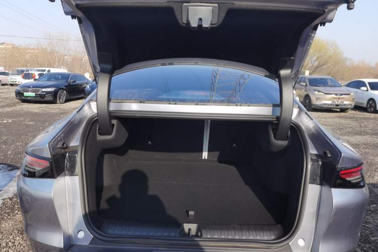 Used ARCFOX Alpha S5 2025 Facelifted 560PRO 185kW Trunk