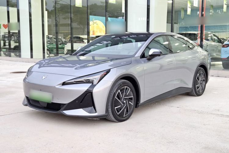 ARCFOX Alpha S5 2025 560PRO 185kW