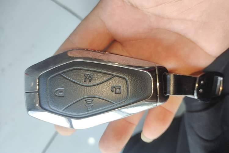 Used ARCFOX Alpha S5 2025 668MAX Shenxing Version 200kW Vehicle Key