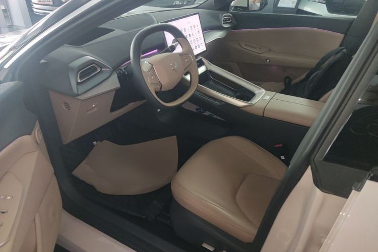Used ARCFOX Alpha S5 2025 668MAX Shenxing Version 200kW Driver Seat
