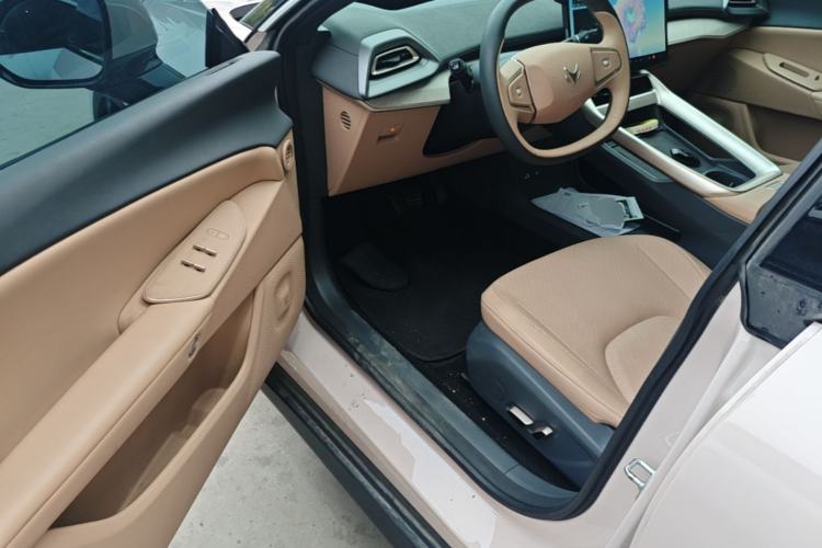 Used ARCFOX Alpha S5 2025 560MAX 185kW Driver Seat