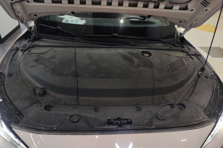 Used ARCFOX Alpha S5 2025 560MAX 185kW Engine Bay