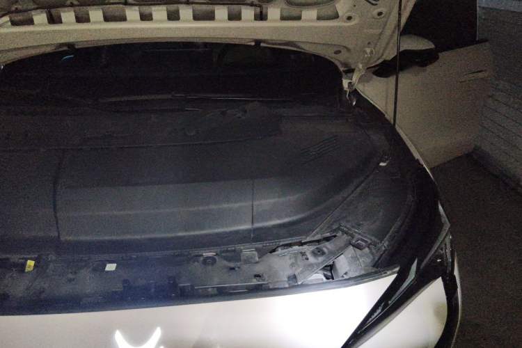 Used ARCFOX Alpha S5 2025 560MAX 185kW Engine Bay Left