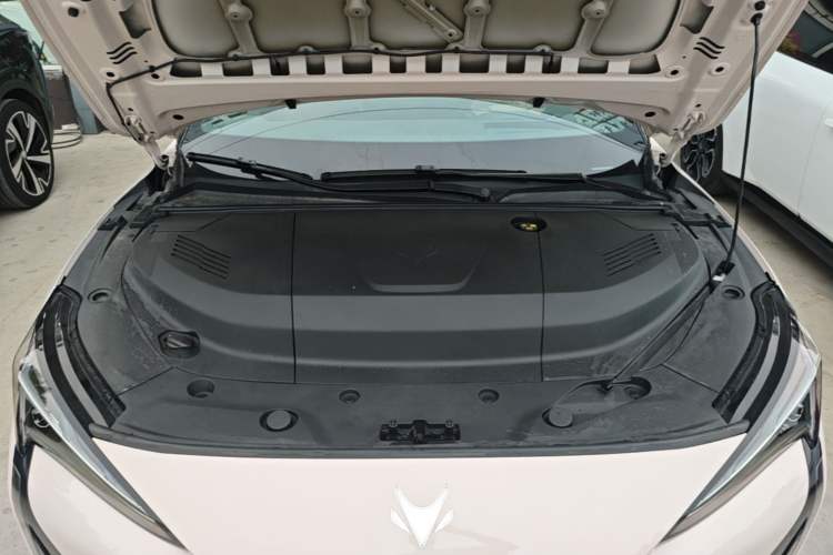 Used ARCFOX Alpha S5 2025 560MAX 185kW Engine Bay