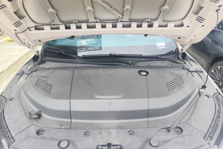 Used ARCFOX Alpha S5 2025 560MAX 185kW Engine Bay