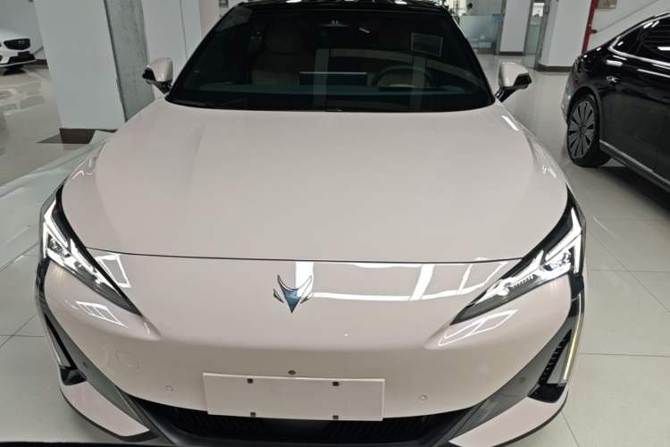 Used ARCFOX Alpha S5 2025 560MAX 185kW Front