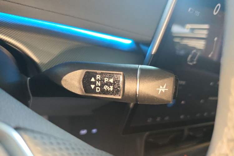 Used ARCFOX Alpha S5 2025 560MAX 185kW Gear Lever
