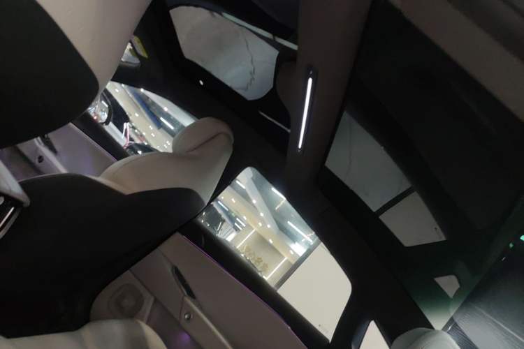 Used ARCFOX Alpha S5 2025 560MAX 185kW Headliner