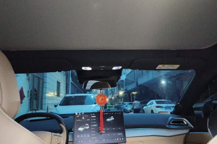 Used ARCFOX Alpha S5 2025 560MAX 185kW Headliner
