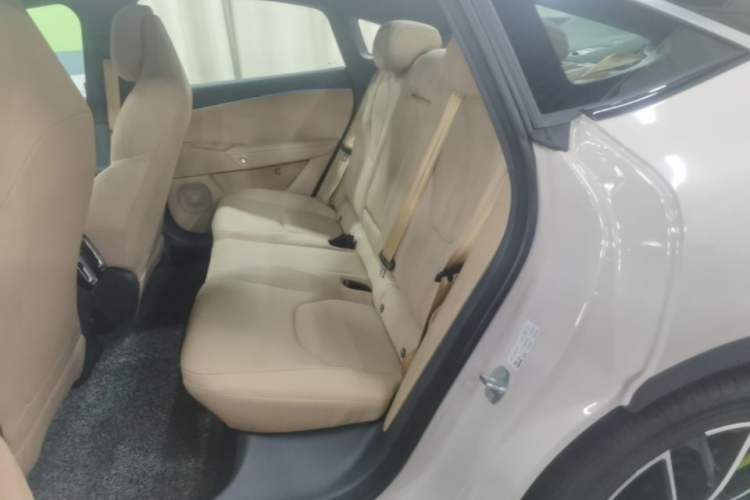Used ARCFOX Alpha S5 2025 Facelifted 560MAX 185kW Left Rear Seat