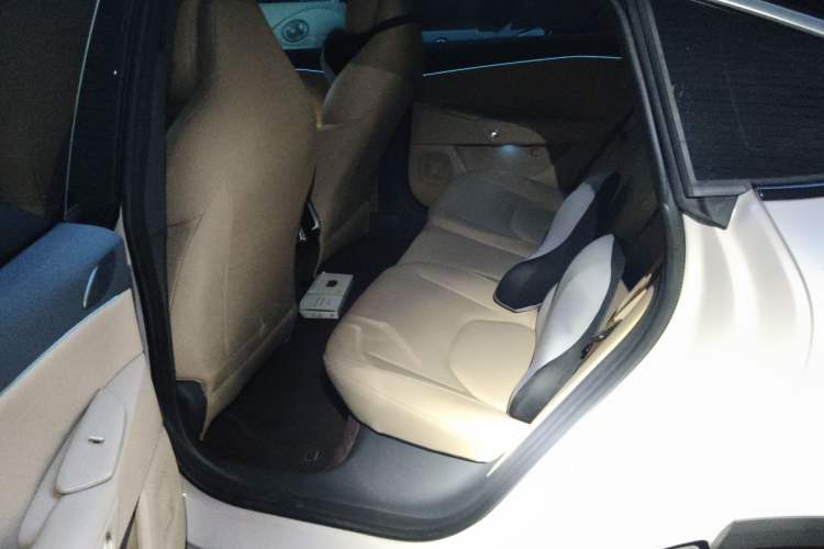 Used ARCFOX Alpha S5 2025 560MAX 185kW Left Rear Seat