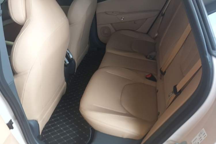 Used ARCFOX Alpha S5 2025 668MAX Shenxing Version 200kW Left Rear Seat