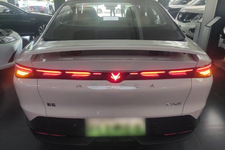 Used ARCFOX Alpha S5 2025 668MAX Shenxing Version 200kW Rear