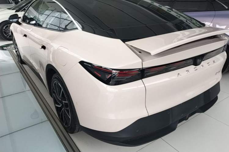 Used ARCFOX Alpha S5 2025 560MAX 185kW Rear Left 45 Deg