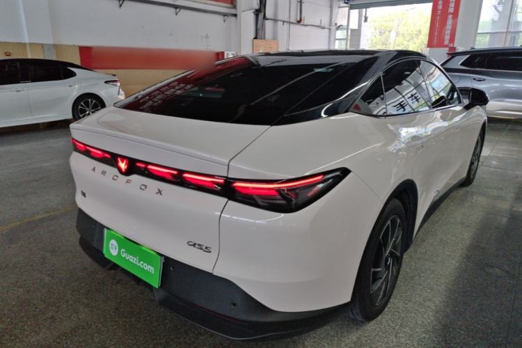 Used ARCFOX Alpha S5 2025 560PRO 185kW Rear Right 45 Deg