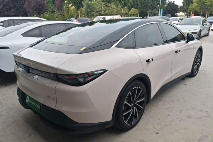 Used ARCFOX Alpha S5 2025 560MAX 185kW Rear Right 45 Deg
