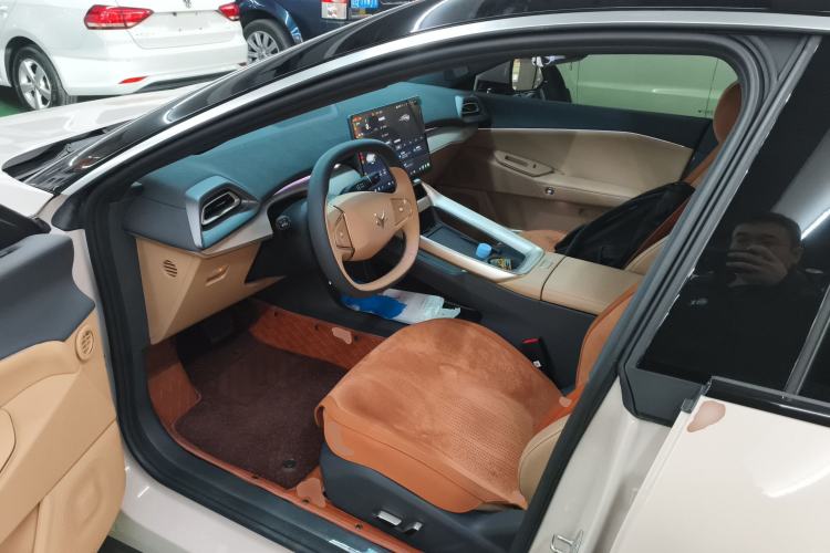 Used ARCFOX Alpha S5 2025 560MAX 185kW Interior 3