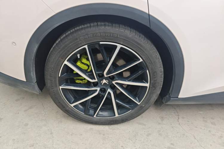 Used ARCFOX Alpha S5 2025 560MAX 185kW Right Rear Wheel Hub