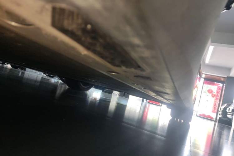 Used ARCFOX Alpha S5 2025 668MAX Shenxing Version 200kW Right Side Sill