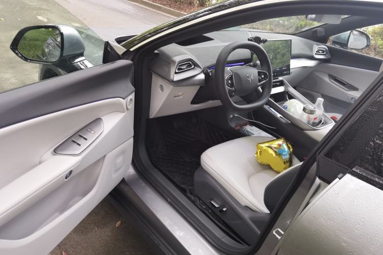 Used ARCFOX Alpha S5 2025 Facelifted 560MAX 185kW Driver Seat