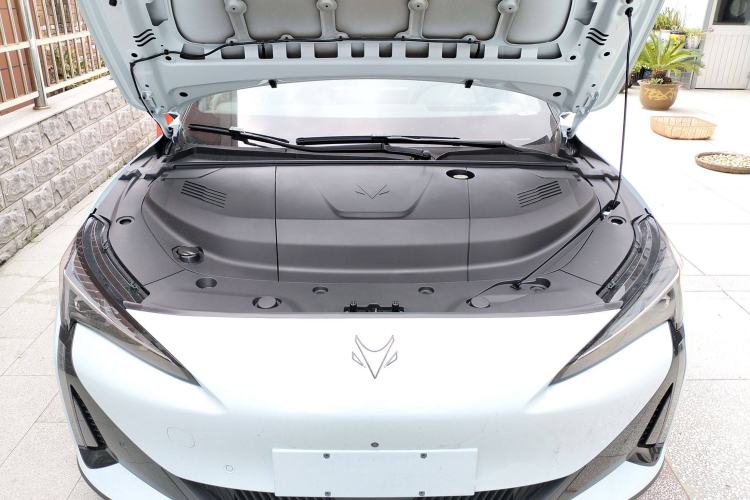 Used ARCFOX Alpha S5 2025 560MAX 185kW Engine Bay