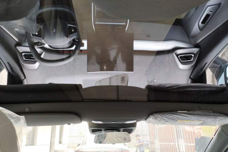 Used ARCFOX Alpha S5 2025 560MAX 185kW Headliner