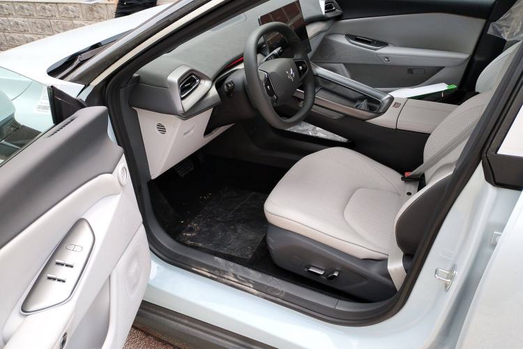 Used ARCFOX Alpha S5 2025 560MAX 185kW Interior 3