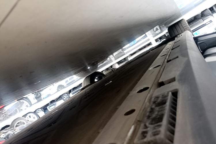 Used ARCFOX Alpha S5 2025 560MAX 185kW Left Side Sill