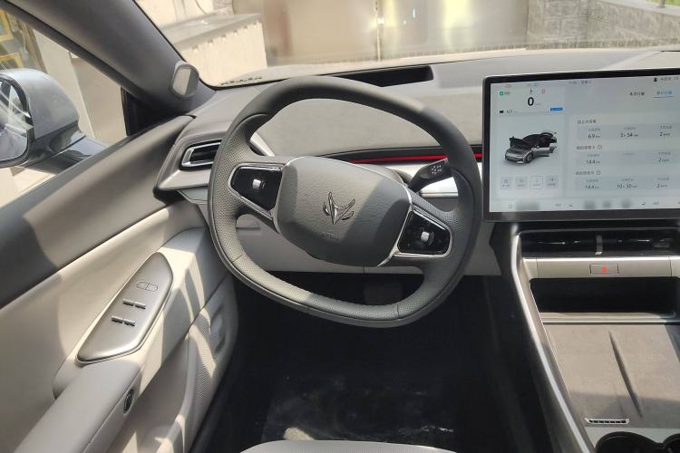 Used ARCFOX Alpha S5 2025 668MAX Shenxing Version 200kW Steering Wheel